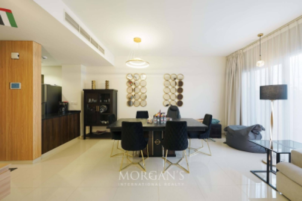 Elegant 3BR Villa in Madinat Hind 4-6