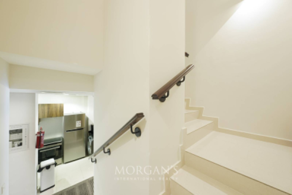 Elegant 3BR Villa in Madinat Hind 4-10