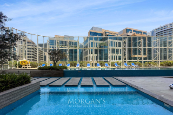 The Pad | 1BR Furnished | Stylish Canal Living-14