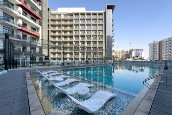Elegant Furnished Studio |Joya Blanca| Bright Unit-16