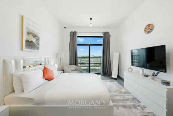 Elegant Furnished Studio |Joya Blanca| Bright Unit-7