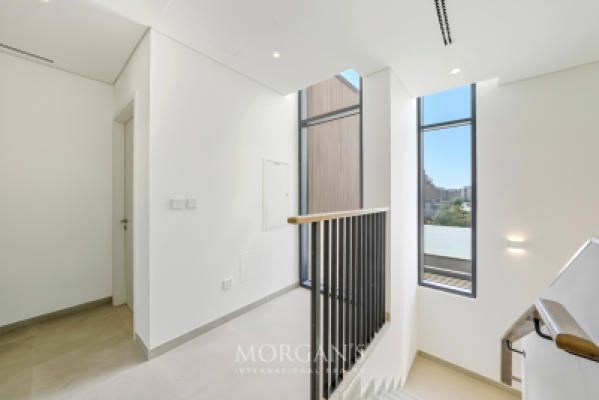 Spacious Townhouse | 3 BR + Maids | Unfurnished -9