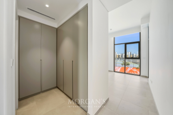 Spacious Townhouse | 3 BR + Maids | Unfurnished -17