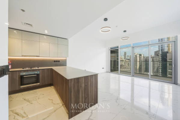 Royal Regency | High Floor | Burj and Canal View-8