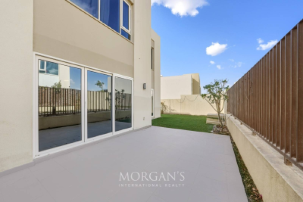 3BR Unfurnished Villa | Private Garden | Urbana I-17