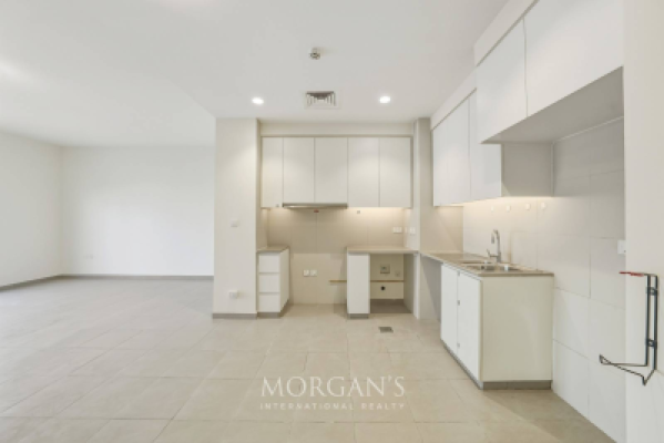 3BR Unfurnished Villa | Private Garden | Urbana I-9
