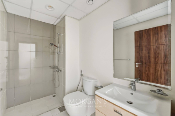 3BR Villa | Unfurnished | Best Location | Vacant-14