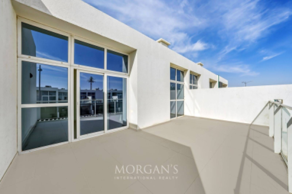 3BR Villa | Unfurnished | Best Location | Vacant-22