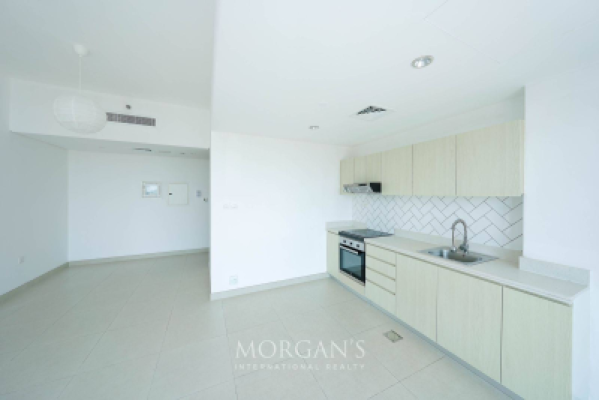 Spacious 1BR | With Balcony | Afnan 5-7