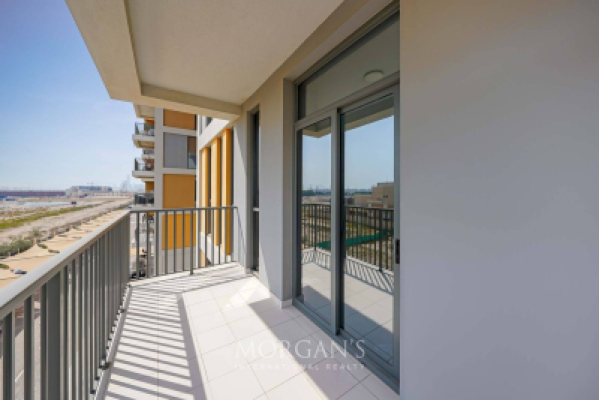 Spacious 1BR | With Balcony | Afnan 5-12
