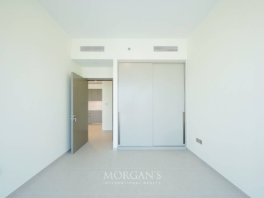 Elegant 1BR | Unfurnished | Prime Location-9