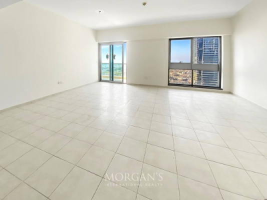 Spacious 2BR | Prime Business Bay | Unfurnished-3