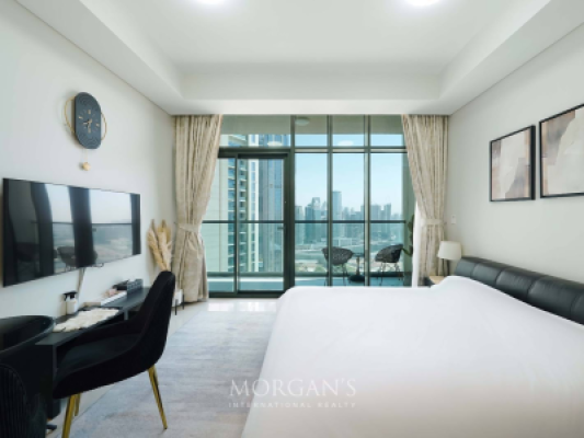 Modern Furnished Studio | Canal View-6