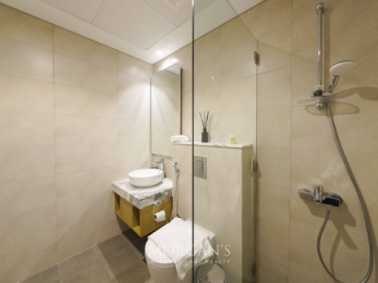 Modern Furnished Studio | Canal View-9
