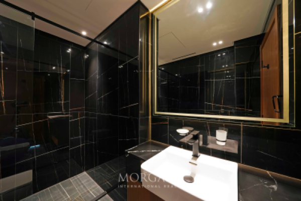 Stunning 1BR Apt | Prime Location | Modern Living-13