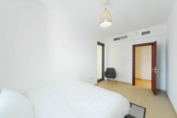 Fully Furnished | Upgraded | Prime Location-10