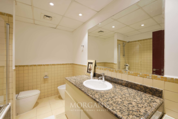 Fully Furnished | Upgraded | Prime Location-16