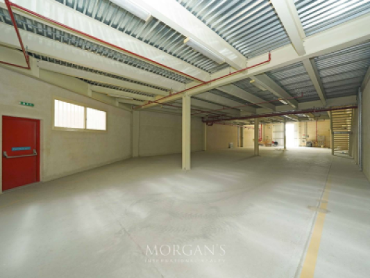 Modern G+M Warehouse | 19kW Power Supply-5