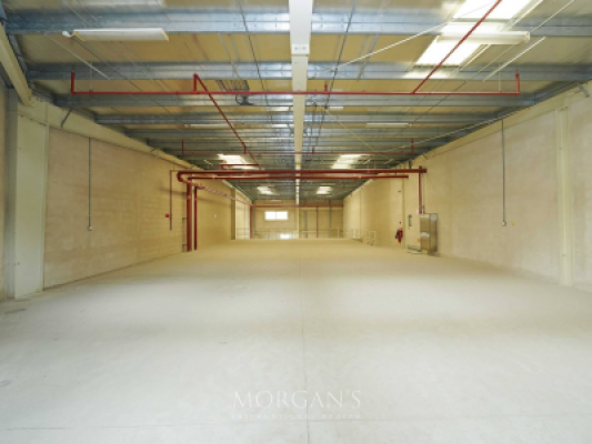 Modern G+M Warehouse | 19kW Power Supply-6