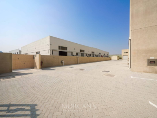 Modern G+M Warehouse | 19kW Power Supply-16