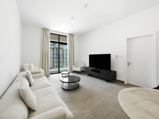 Elegant Furnished 1BR | Kensington Waters-2