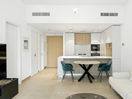 Elegant Furnished 1BR | Kensington Waters-5