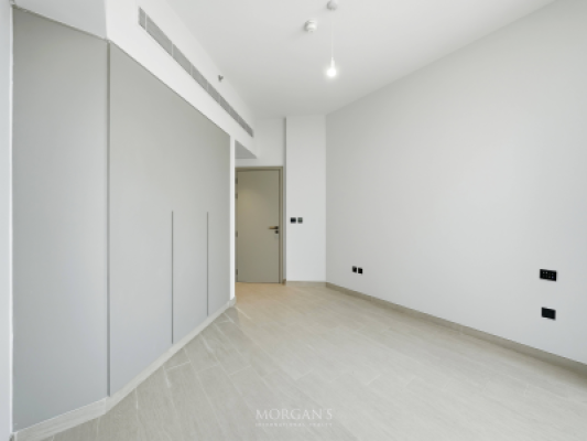 Elegant 1BR | Prime Business Bay | Unfurnished-11
