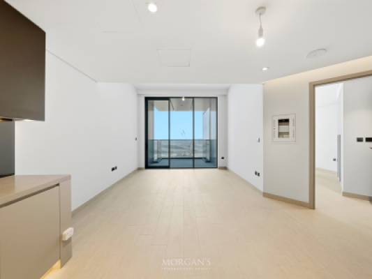 Elegant 1BR | Prime Business Bay | Unfurnished-7