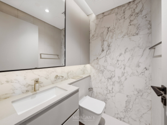 Elegant 1BR | Prime Business Bay | Unfurnished-13