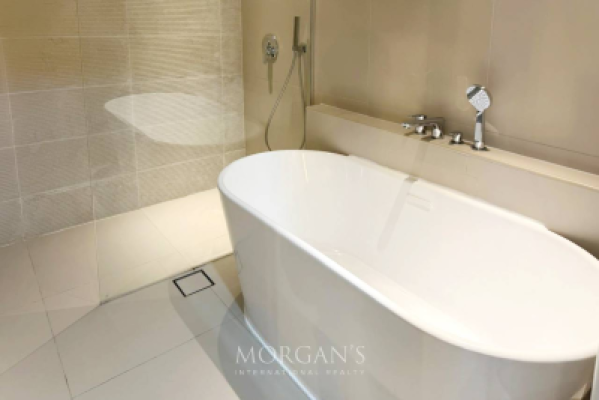 Furnished 1BR | Azure | Dubai Marina-11