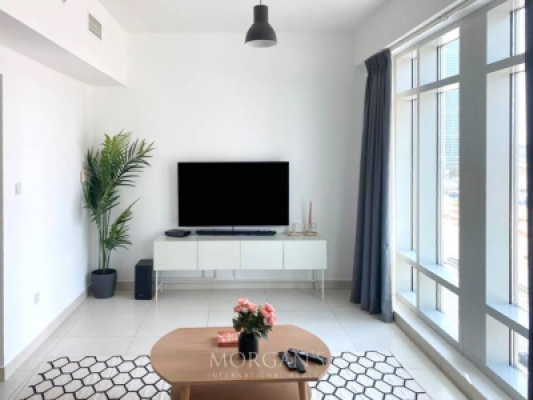 Furnished | 1BR Apartment | Prime Downtown-4