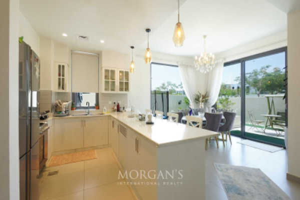 VACANT | FULLY FURNISHED | PRIME LOCATION-4