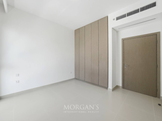 Modern 1BR | Vacant | Hills Park-5