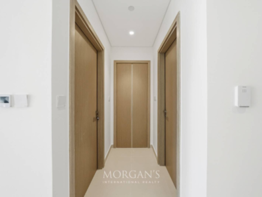 Modern 1BR | Vacant | Hills Park-6