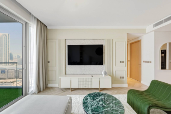 Luxury 2BR Apartment | Burj View | Furnished -6