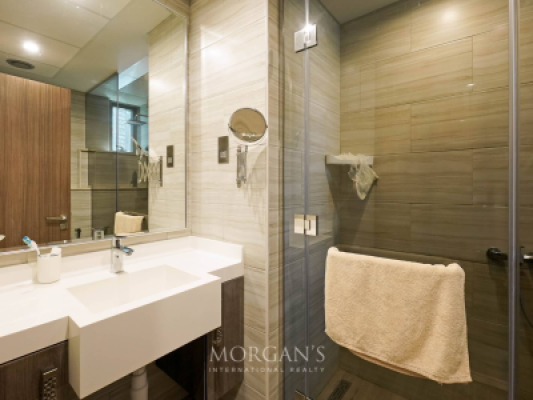 Elegant 2BR Apartment | Prime Location | Furnished-11