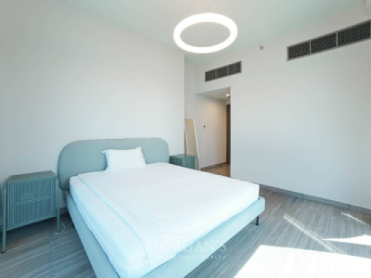 Elegant 2BR Apartment | Prime Location | Furnished-8