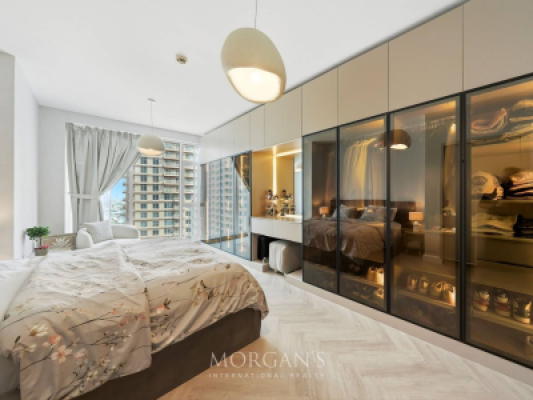 Spacious | Upgraded | Vacant | Furnished-7