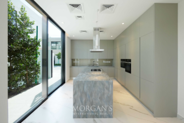 VACANT NOW  |  ONE OF 8  |  BRAND NEW-6