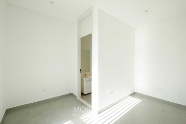 VACANT NOW  |  ONE OF 8  |  BRAND NEW-9