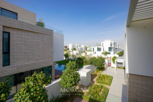 VACANT NOW  |  ONE OF 8  |  BRAND NEW-30