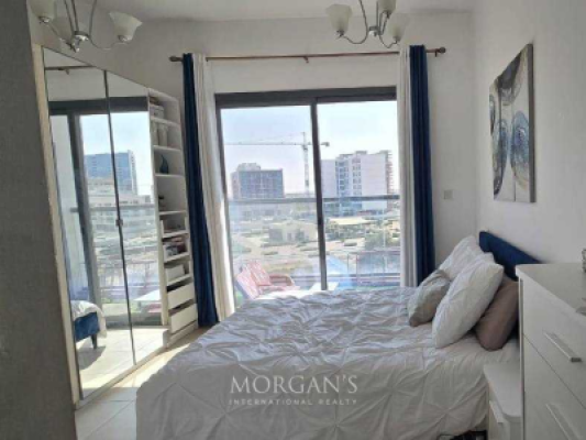 1 BR Unit | Best Layout | Closed Kitchen-11