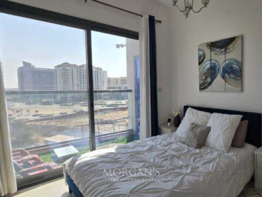 1 BR Unit | Best Layout | Closed Kitchen-10