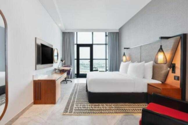 EXCLUSIVE | FLEXIBLE | PRIME LOCATION-2