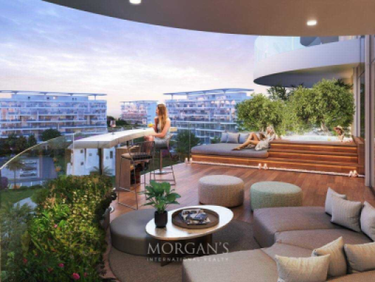 Waterfront View | 1 BR Unit | Luxurious Layout-14