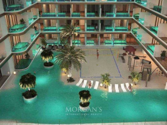 Luxurious | Spacious Studio | Prime Location-18