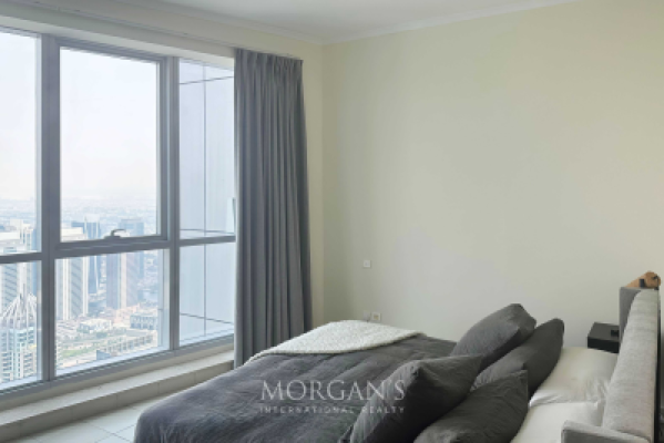 Unfurnished | High Floor | Prime Location-1