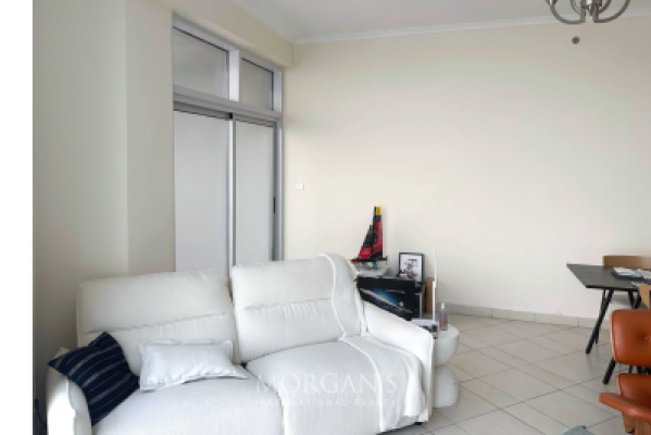 Unfurnished | High Floor | Prime Location-7