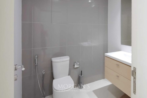 Unfurnished | Spacious 1 BR Unit | with Balcony-6