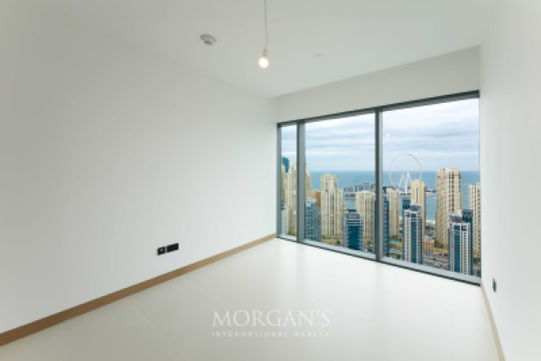 Luxury Living | High Floor | Panoramic Marina View-2